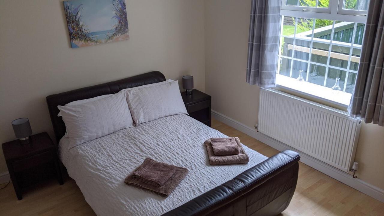 Glennydd House Villa Клангефни Екстериор снимка