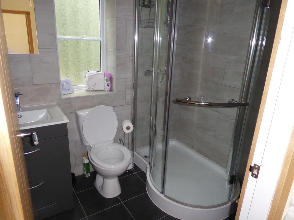 Glennydd House Villa Клангефни Екстериор снимка